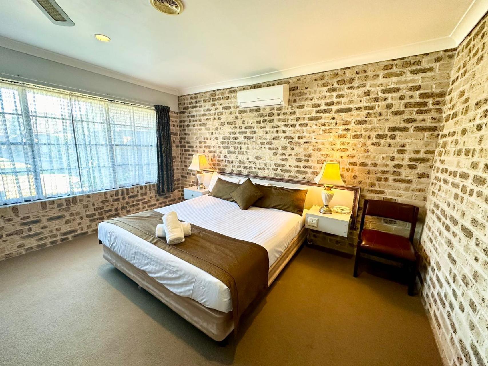 แอร์พอร์ต โมเต็ล เซอร์ ฟรานซิส เดรค Heatherbrae ภายนอก รูปภาพ